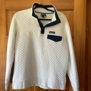 Men’s Patagonia quilted pull over